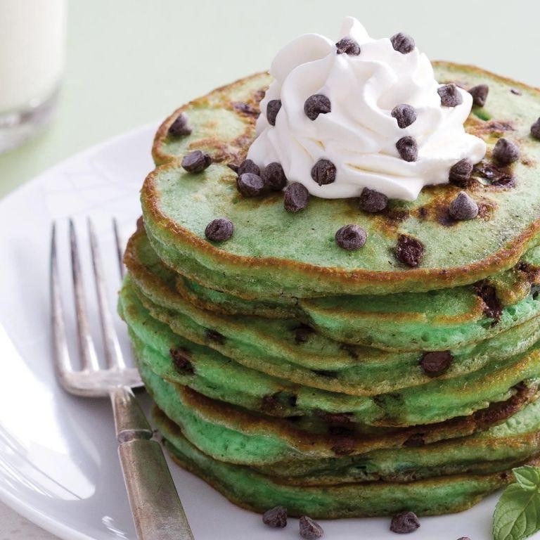 Mint Chocolate Chip Pancakes