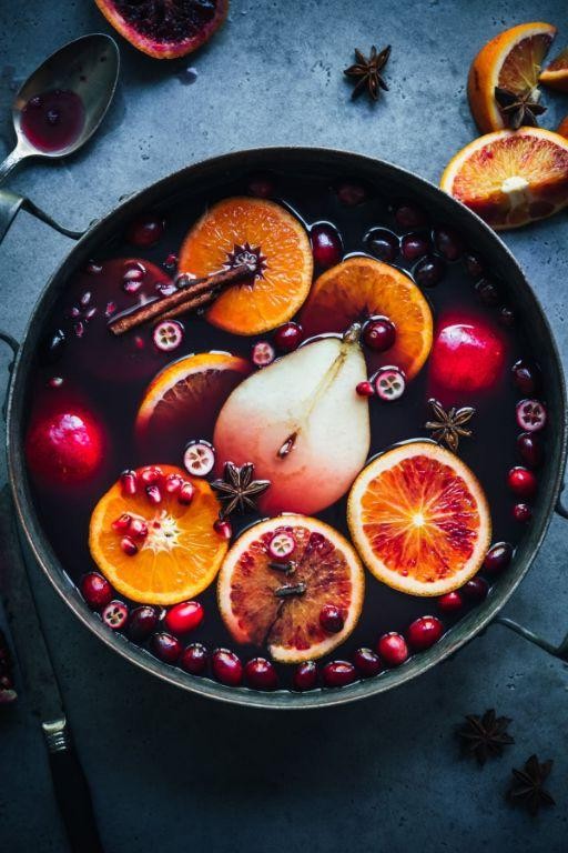 Mulled Wine with Citrus and Spices
