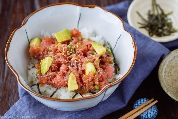 Negitoro Don (Tuna and Scallion Rice Bowl)