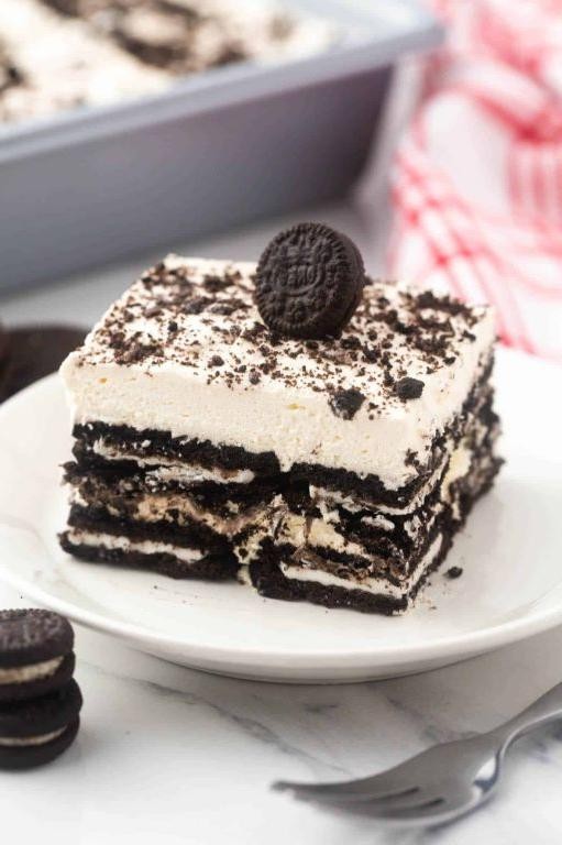 No-bake Oreo icebox cake