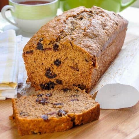 Old-Fashioned Raisin Tea Cake