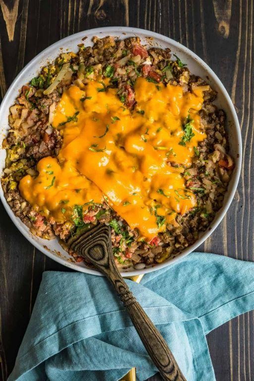 One-Pan Hamburger Breakfast Scramble