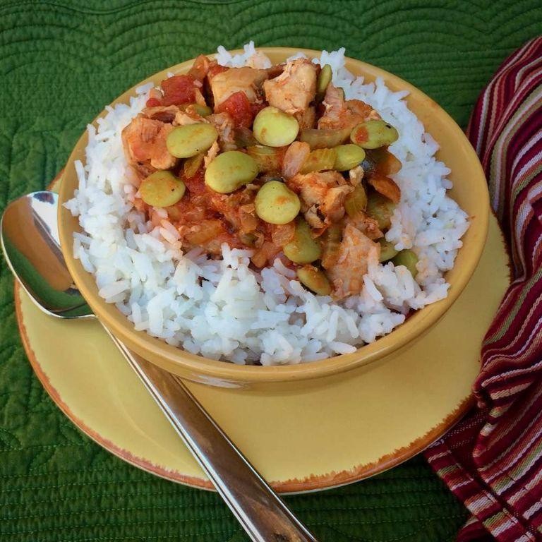 One-Pot Baby Lima Beans and Chicken Thighs