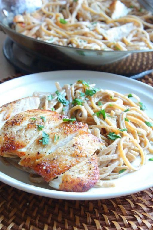 One-Pot Chicken Linguine in White Wine Sauce