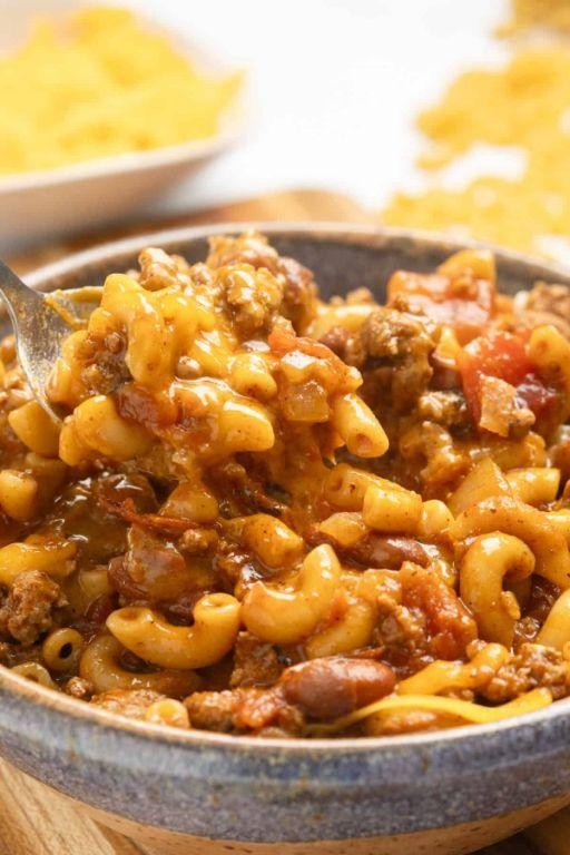 One-Pot Chili Mac with Elbow Pasta