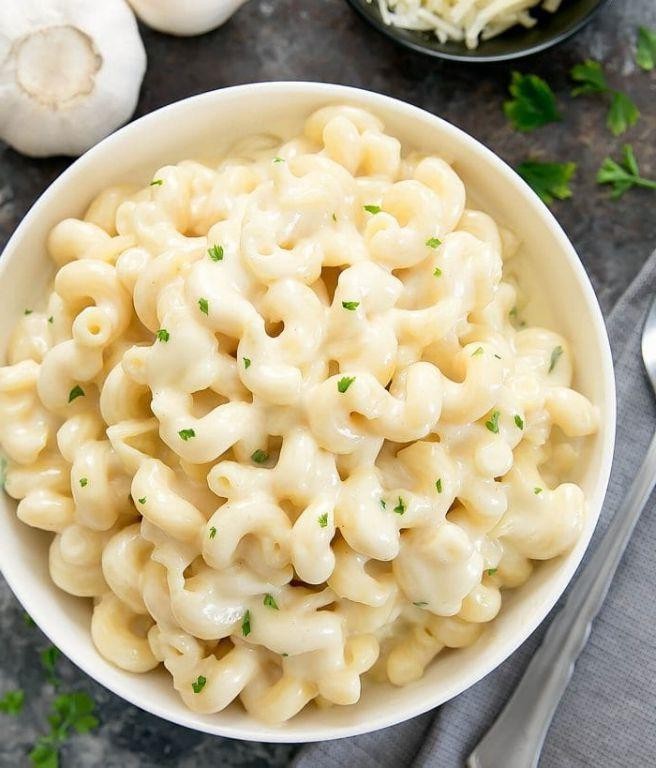 One-Pot Garlic Parmesan Mac and Cheese