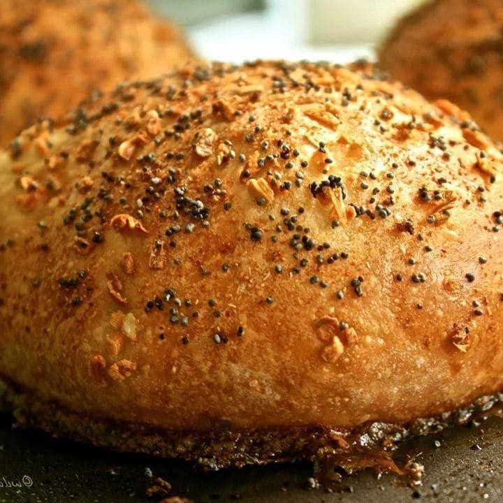 Onion Poppy Seed Hamburger Buns