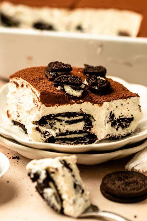 Oreo tiramisu cake with coffee soak