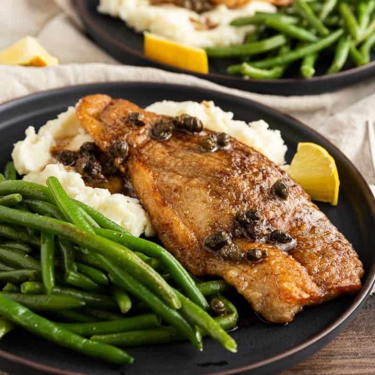 Pan-Seared Skate Wing with Lemon Butter Sauce