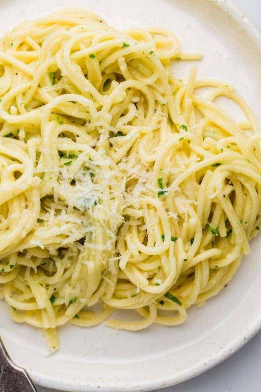 Pasta with Garlic Butter and Parmesan