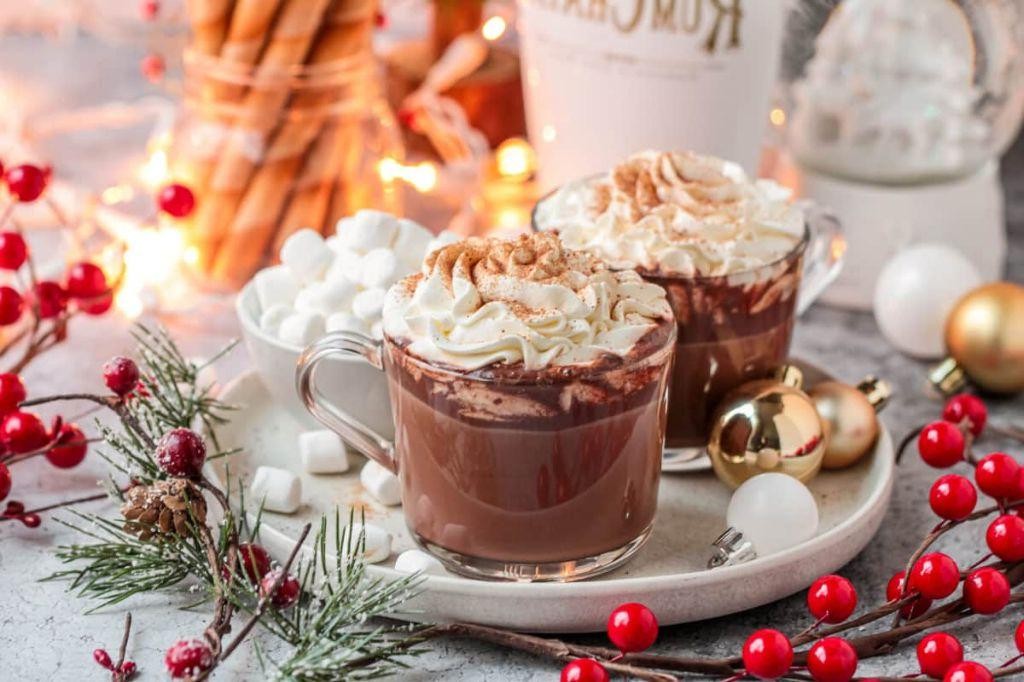 Peppermint RumChata Hot Chocolate