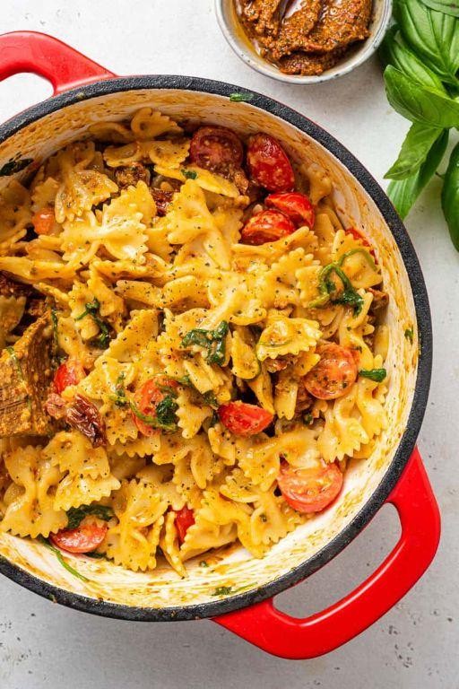 Pesto and Sun-Dried Tomato Pasta Bake