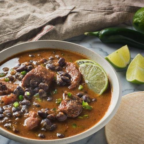 Pig Feet Stew with Black Beans
