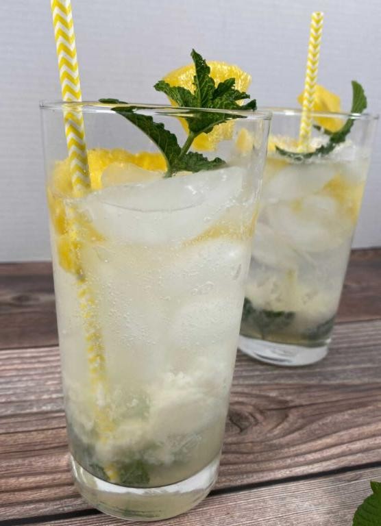 Pineapple Coconut Mint Julep