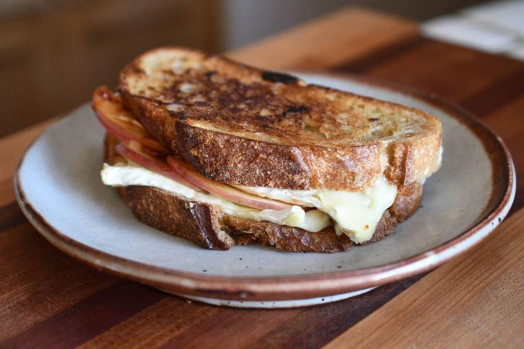Pink Lady Apple and Brie Grilled Cheese
