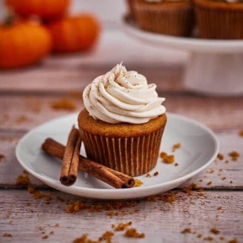Pumpkin Spice Cupcakes with Cream Cheese Frosting
