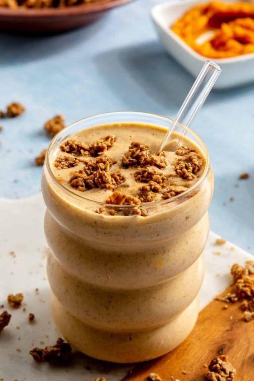 Pumpkin Spice Pregnancy Smoothie with Almond Milk