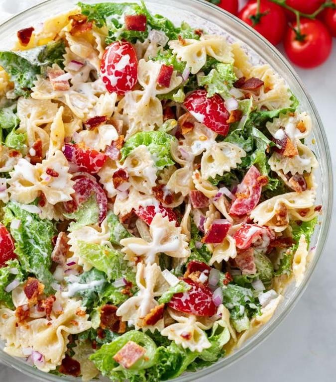 Quick BLT Tortellini Salad with Ranch Dressing