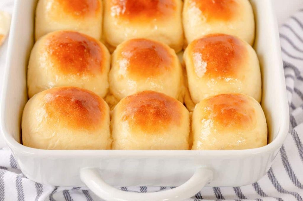 Quick White Bread Rolls