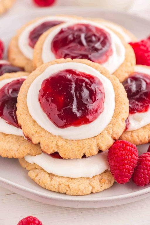Raspberry Swirl Cheesecake Cookies