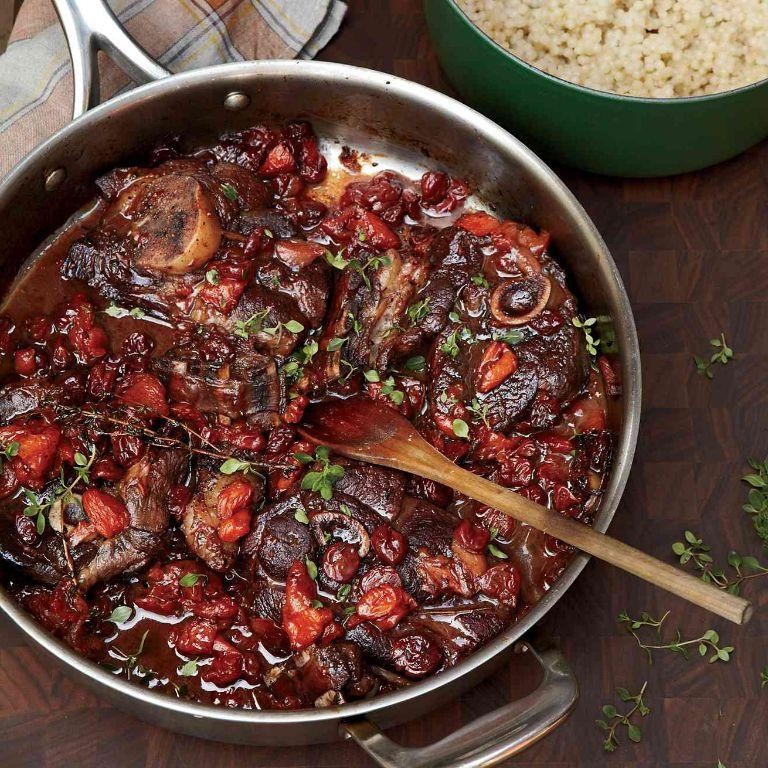 Red Wine Braised Lamb Chops with Herbs