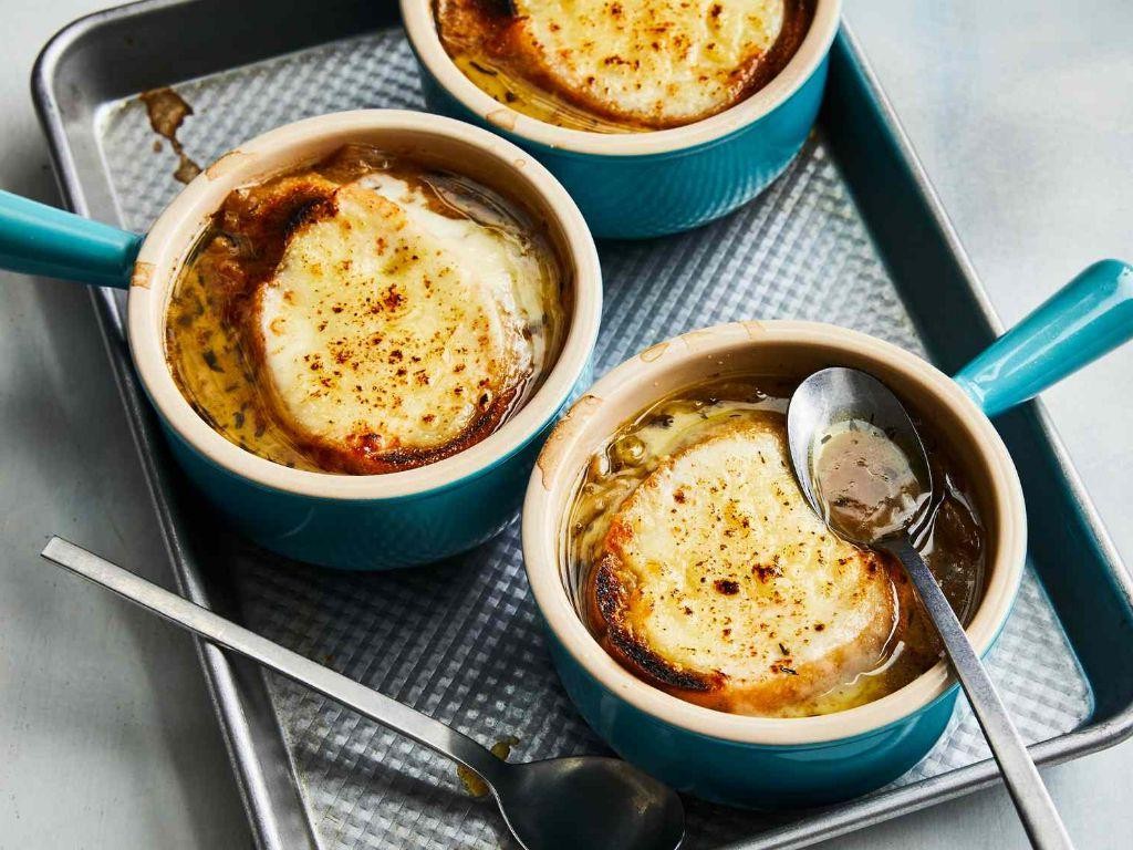 Rich French Onion Soup