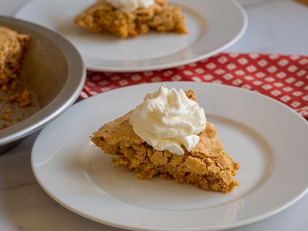 Ritz Cracker Pumpkin Pie