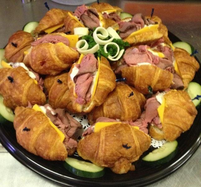 Roast Beef and Horseradish Croissant Sandwich
