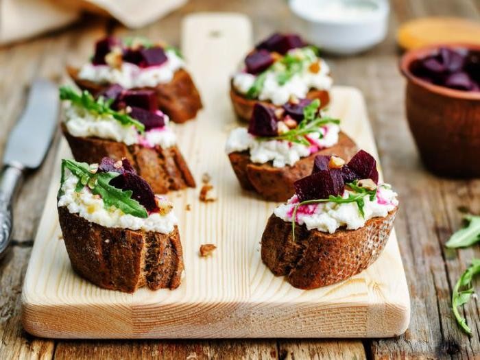 Roasted Beet and Goat Cheese Crostini