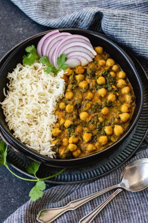 Saag Chana with Chickpeas