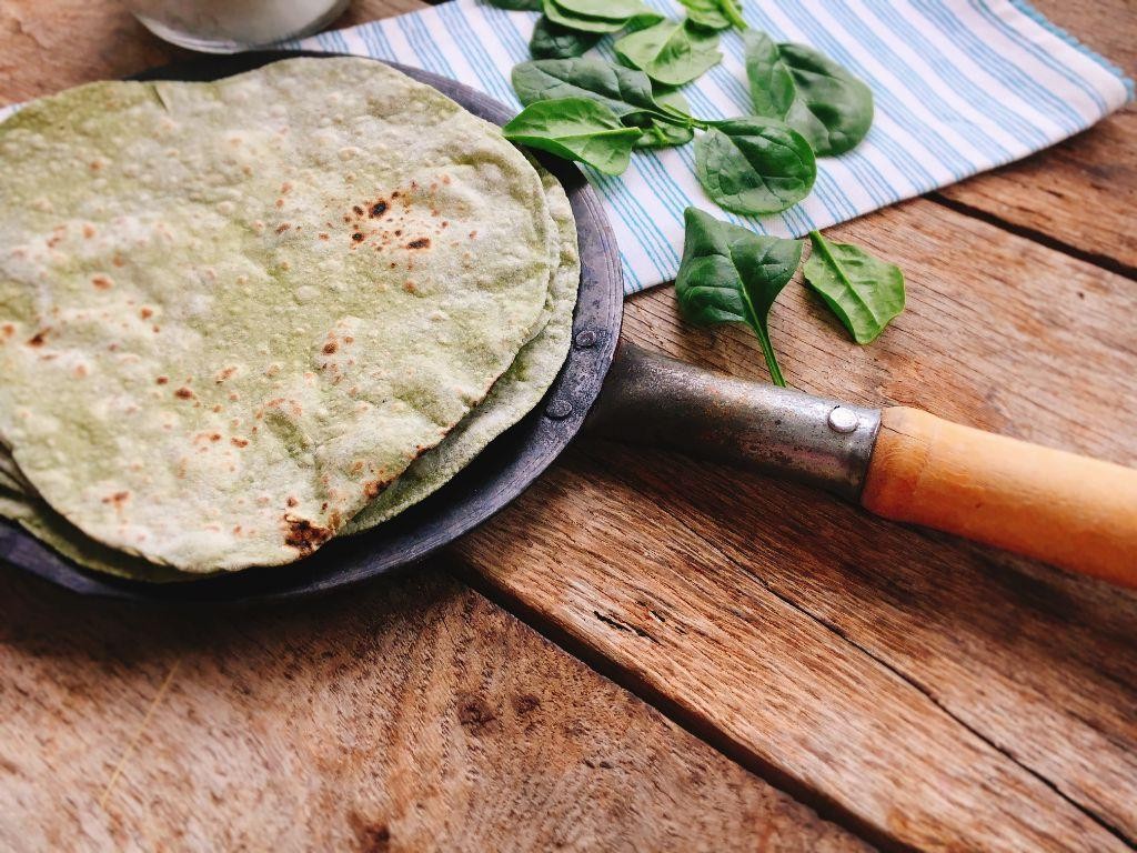 Saag Roti Stuffed Flatbread