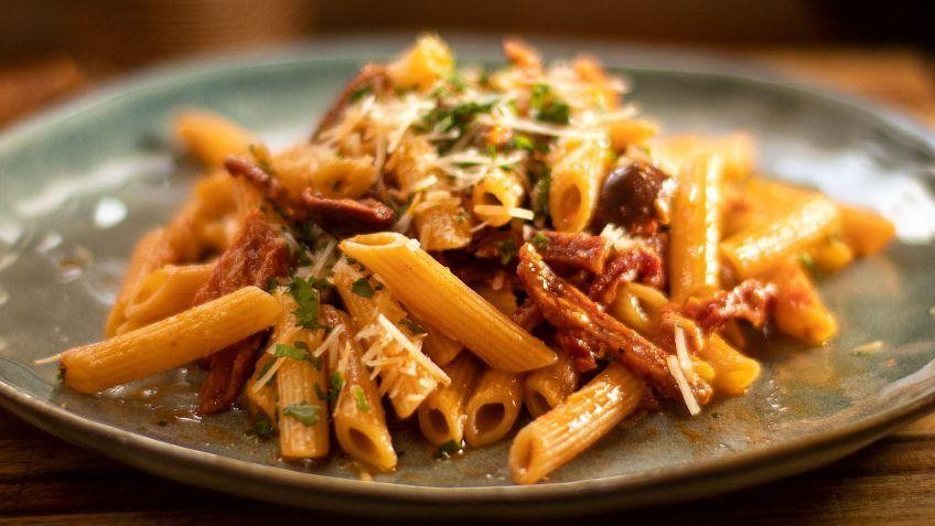 Salami and Sun-Dried Tomato Pasta
