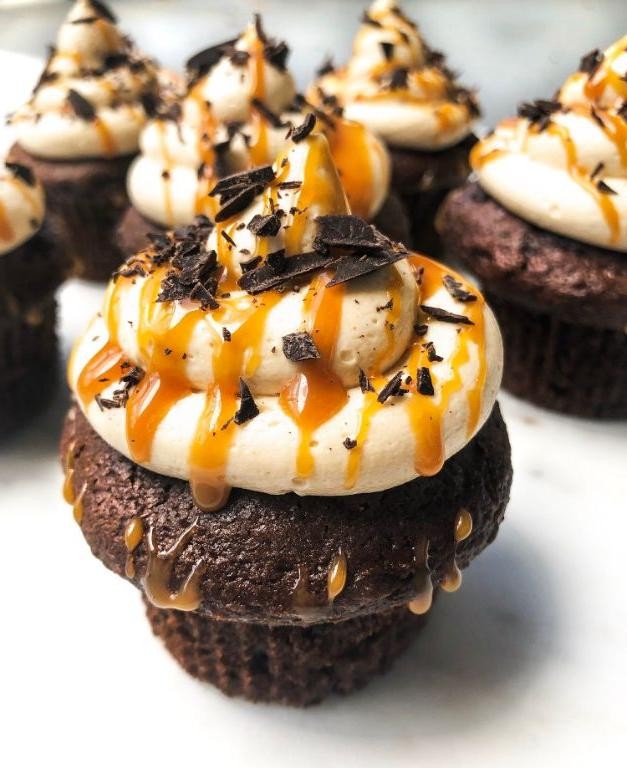Salted Caramel Oreo Cupcakes