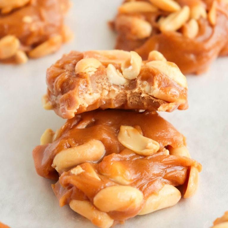 Salted Caramel Peanut Clusters