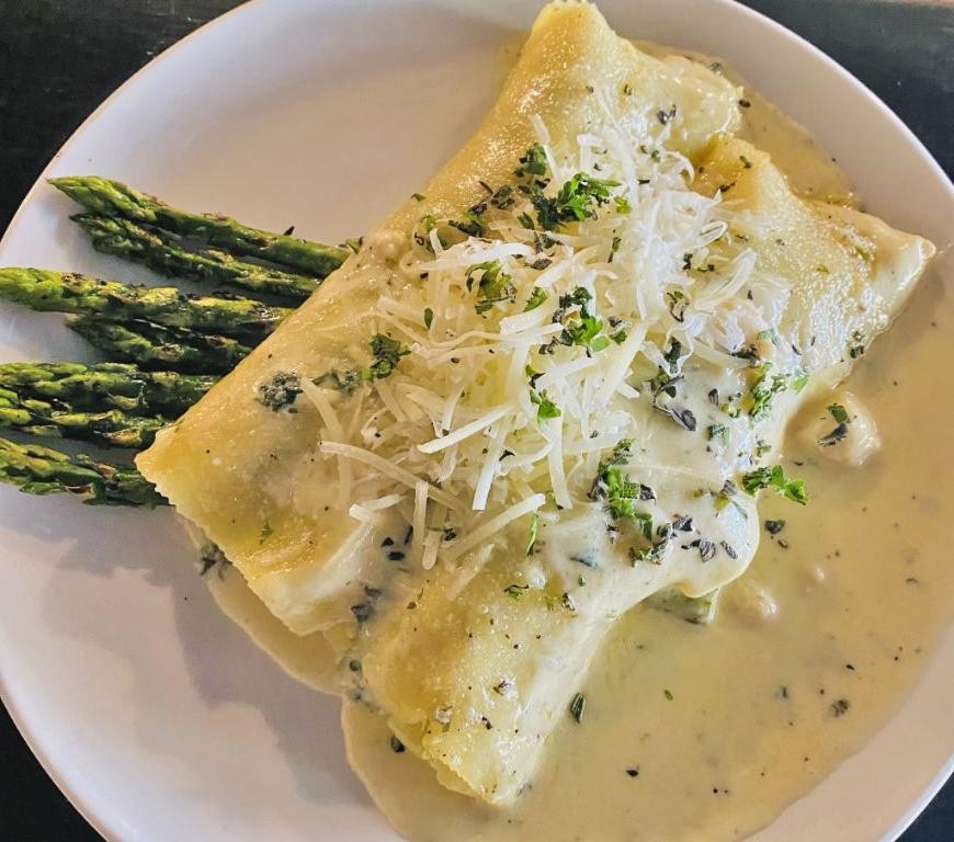 Seafood Cannelloni with White Wine Sauce