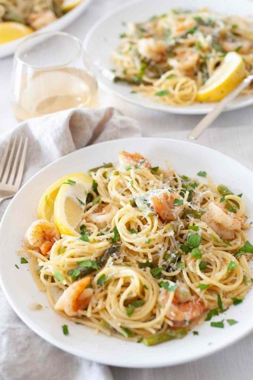 Shrimp and Asparagus Lemon Pasta