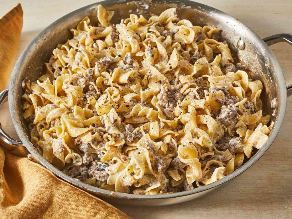 Simple Beef Stroganoff