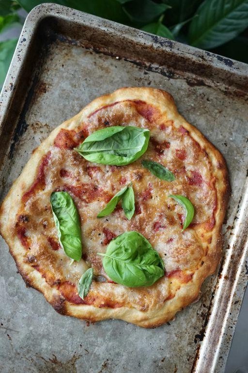 Single-Serve Margherita Pizza