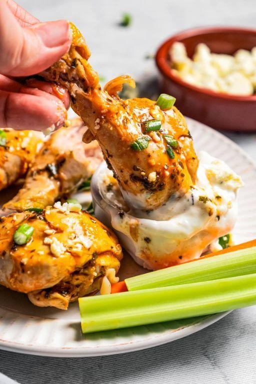 Slow Cooker Buffalo Chicken Drumsticks