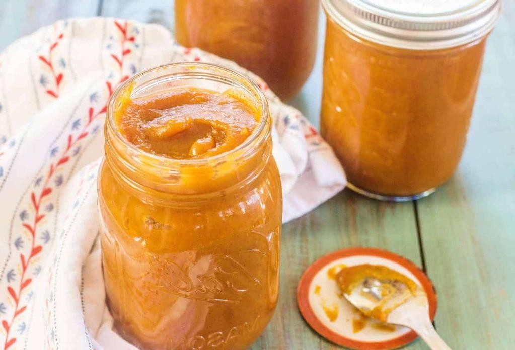 Slow Cooker Sweet Potato and Apple Butter