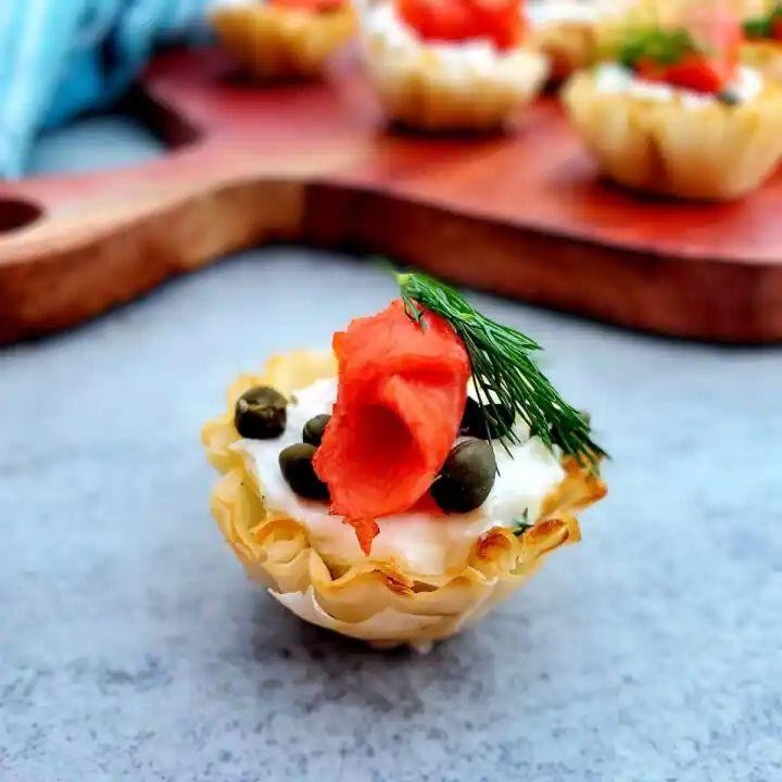 Smoked Salmon and Dill Phyllo Cups