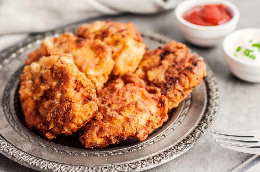 Southern-Style Crispy Fried Chicken Thighs