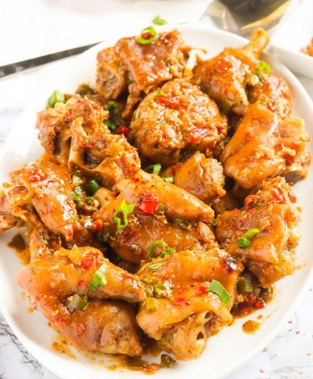 Southern-Style Smothered Pig Feet