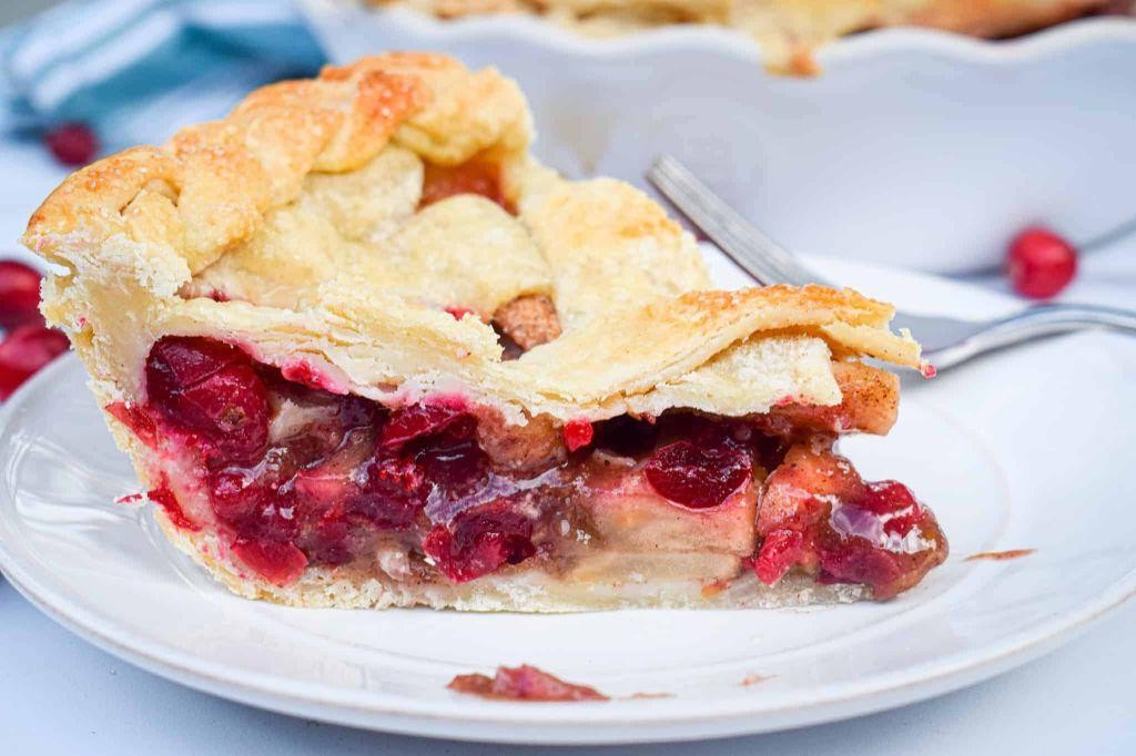 Spiced Apple Cranberry Pie