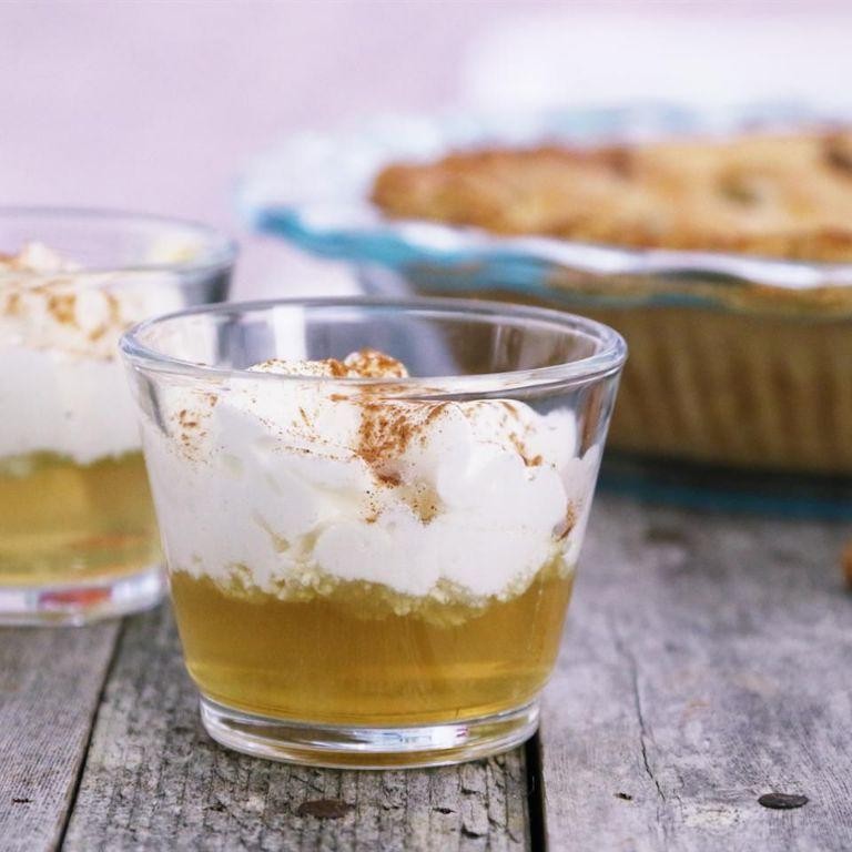 Spiced Apple Pie Christmas Shot