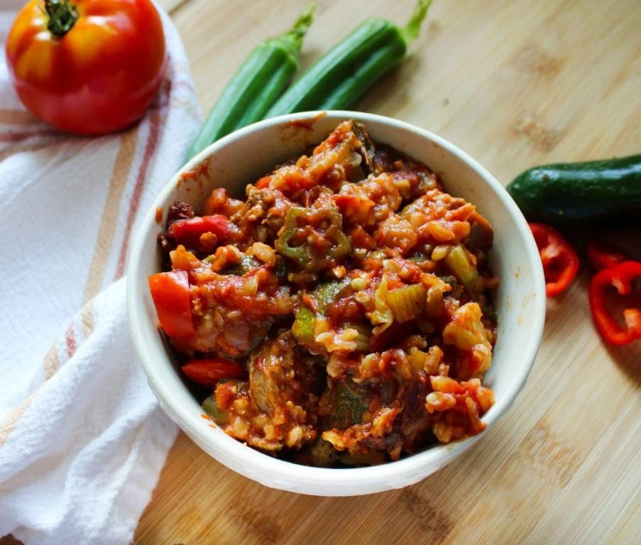 Spicy Andouille Jambalaya with Bell Peppers