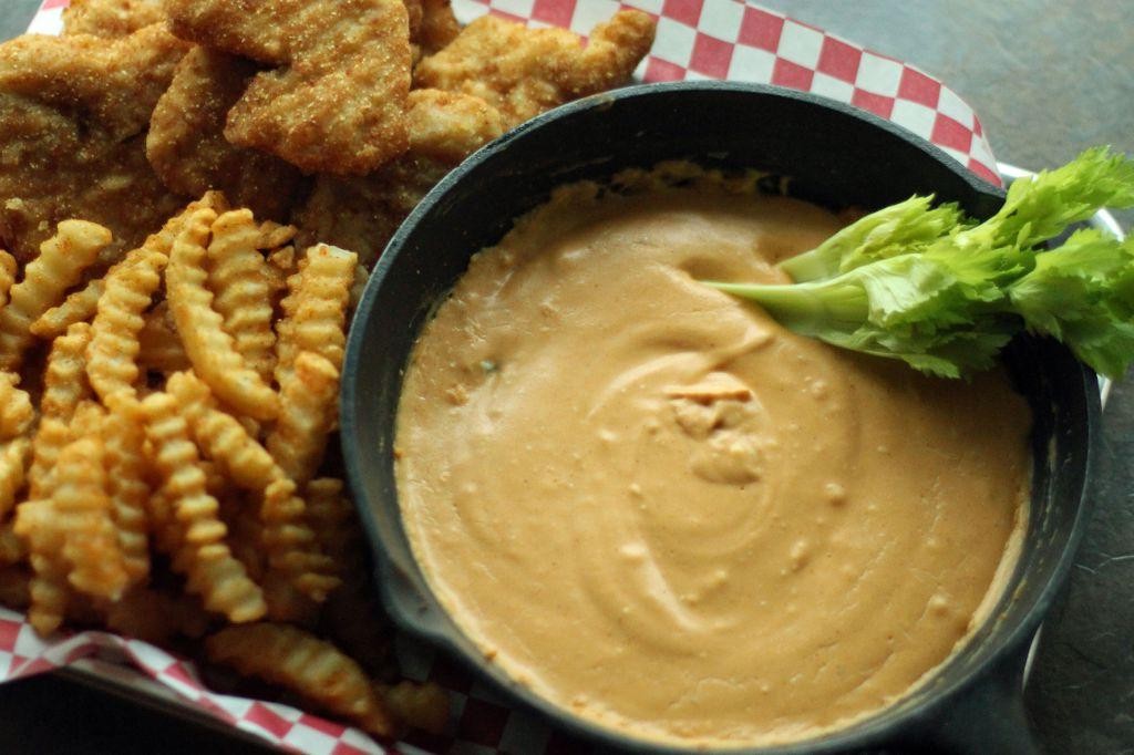 Spicy Buffalo Cheese Fondue