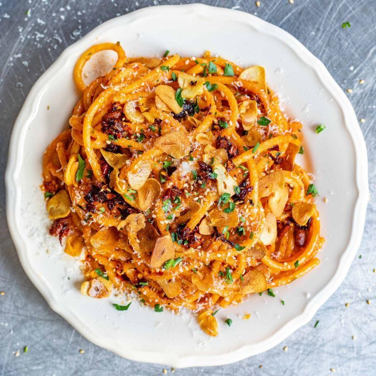 Spicy Butter Tomato Pasta