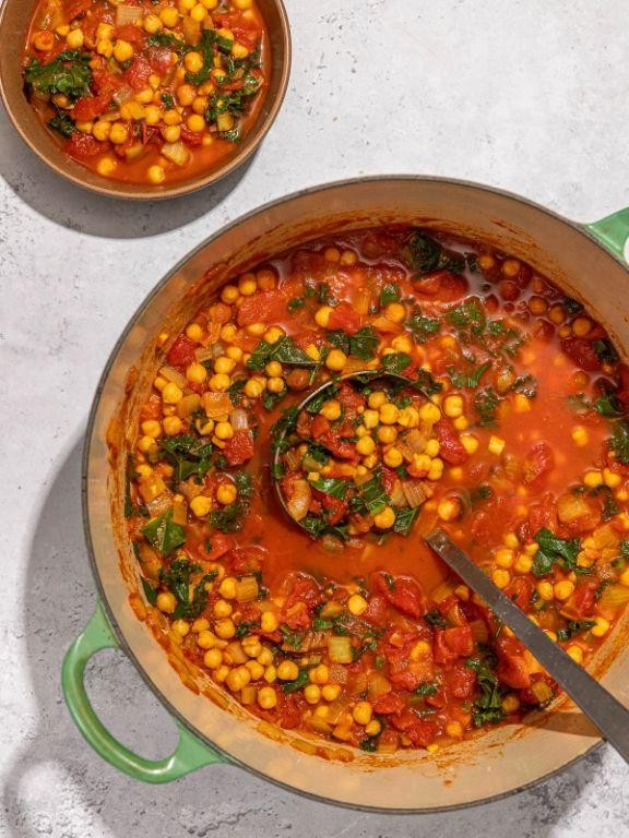 Spicy Chickpea and Tomato Stew
