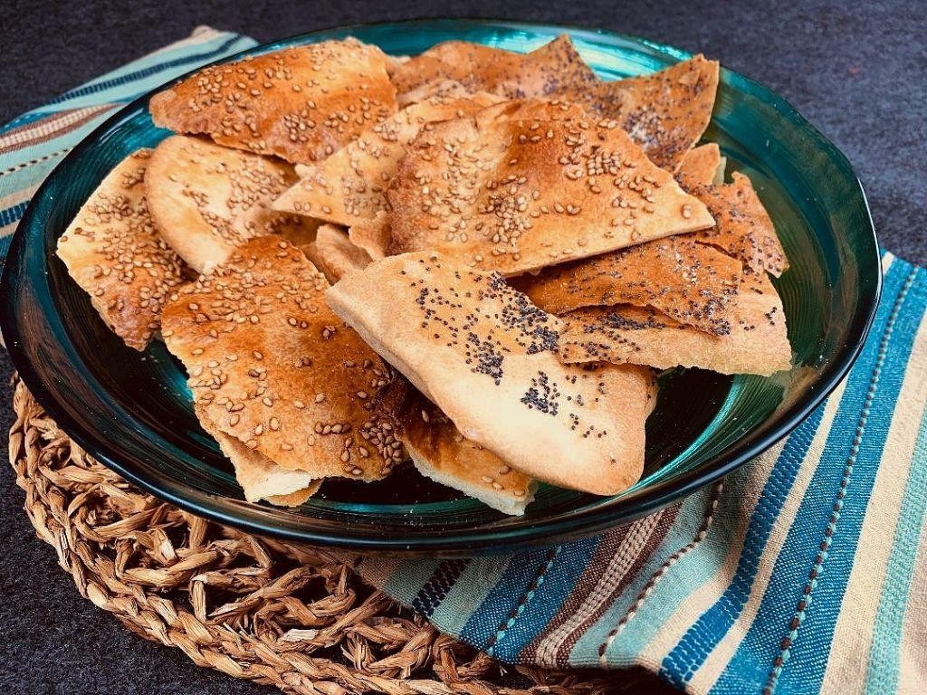 Spicy Chili Lavosh with Sesame Seeds